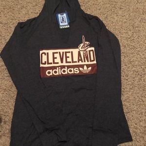 Women’s Cleveland Cavaliers L/S T-shirt